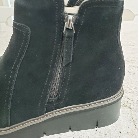 Clarks Collection Women's Size 7 W Airabell Suede Wedge Ankle Bootie Black NEW - Picture 7 of 13